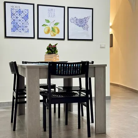 Ninfa House منزل للإقامة *